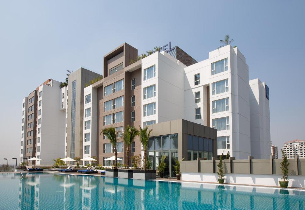 Novotel Yangon Max
