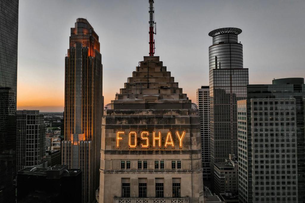 The W Minneapolis - The Foshay
